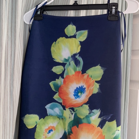 Windsor Dress - Picture 3 of 6